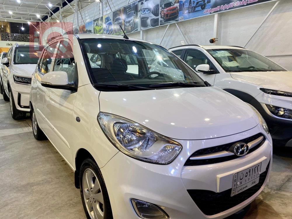 هیوندای i10